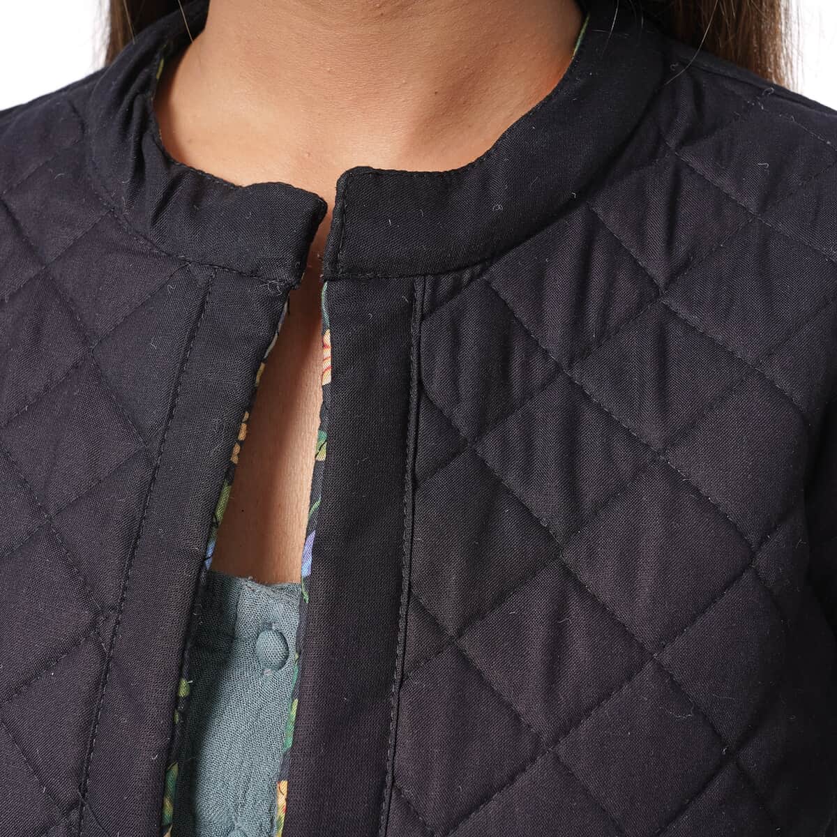 PASSAGE Reversible Button-Up Long Quilted Jacket - Floral Print/Reverse Side Black - S image number 7