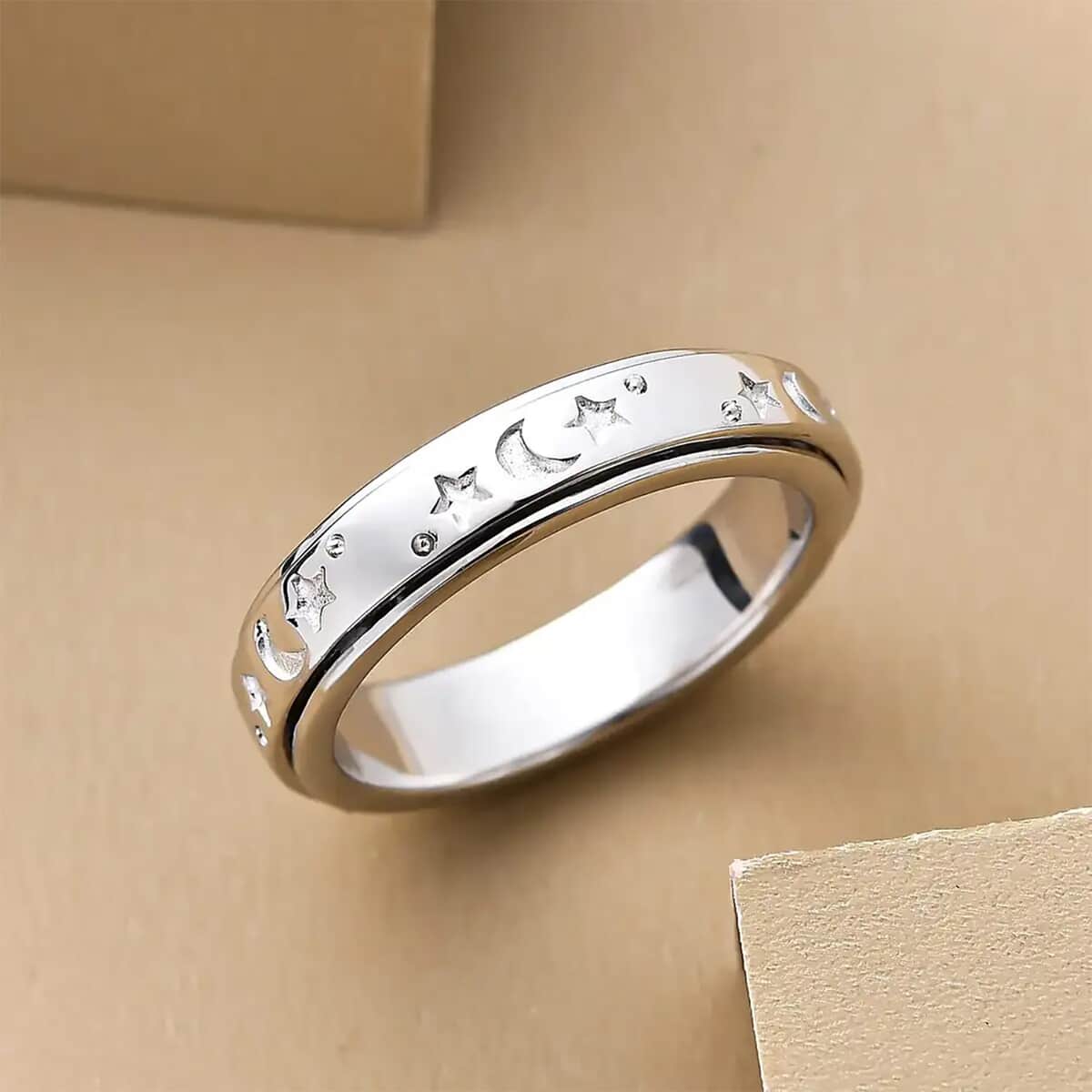 Artisan Crafted Spinner Ring in Sterling Silver (Size 5.0) (4.30 g) image number 1