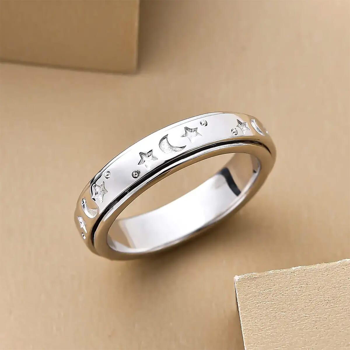 D'Joy Artisan Crafted Spinner Ring in Sterling Silver 4.30 Grams (Size 6) image number 1