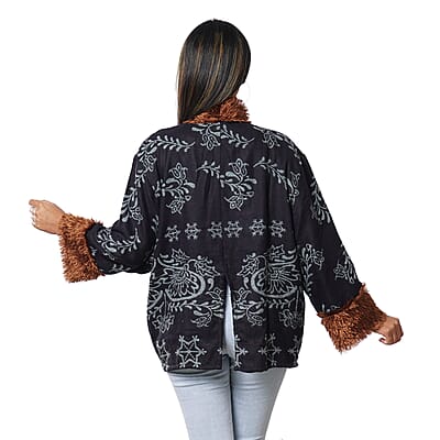 Passage Black Floral Damask Cozy Jacquard Cardigan with Faux Fur Trim (M/L, 100% Acrylic)