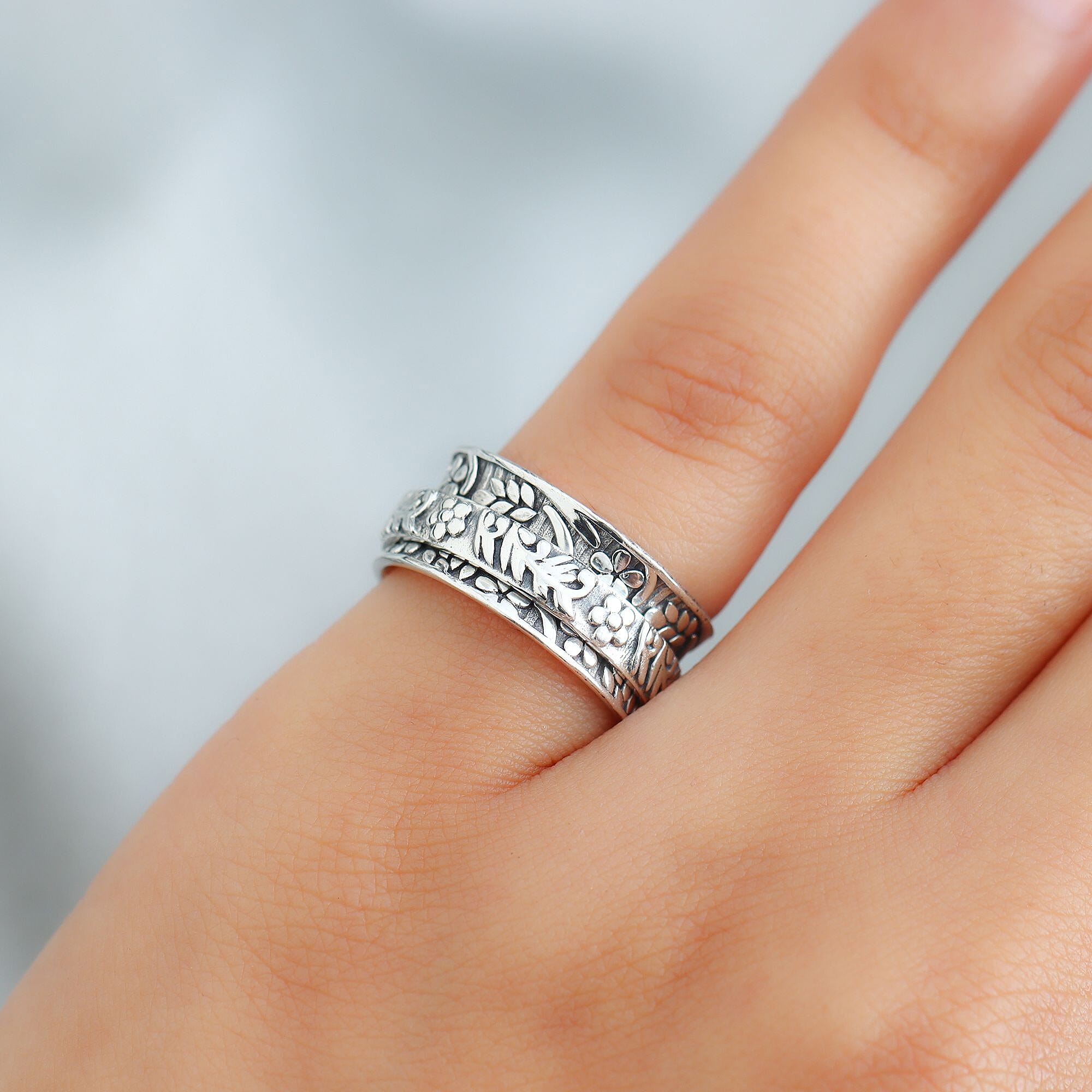 D'Joy Sterling Silver Ring (Size 5)