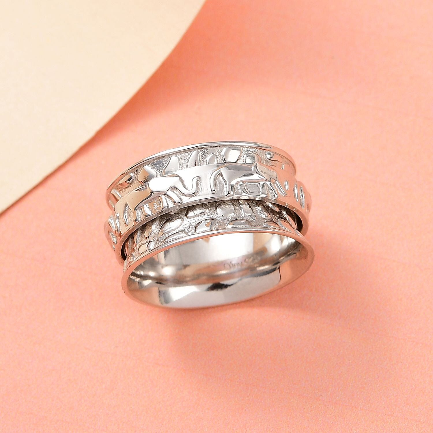 D'Joy Elephant Spinner Ring in Sterling Silver (S4ize 7.0) 5 Grams (Size 7)