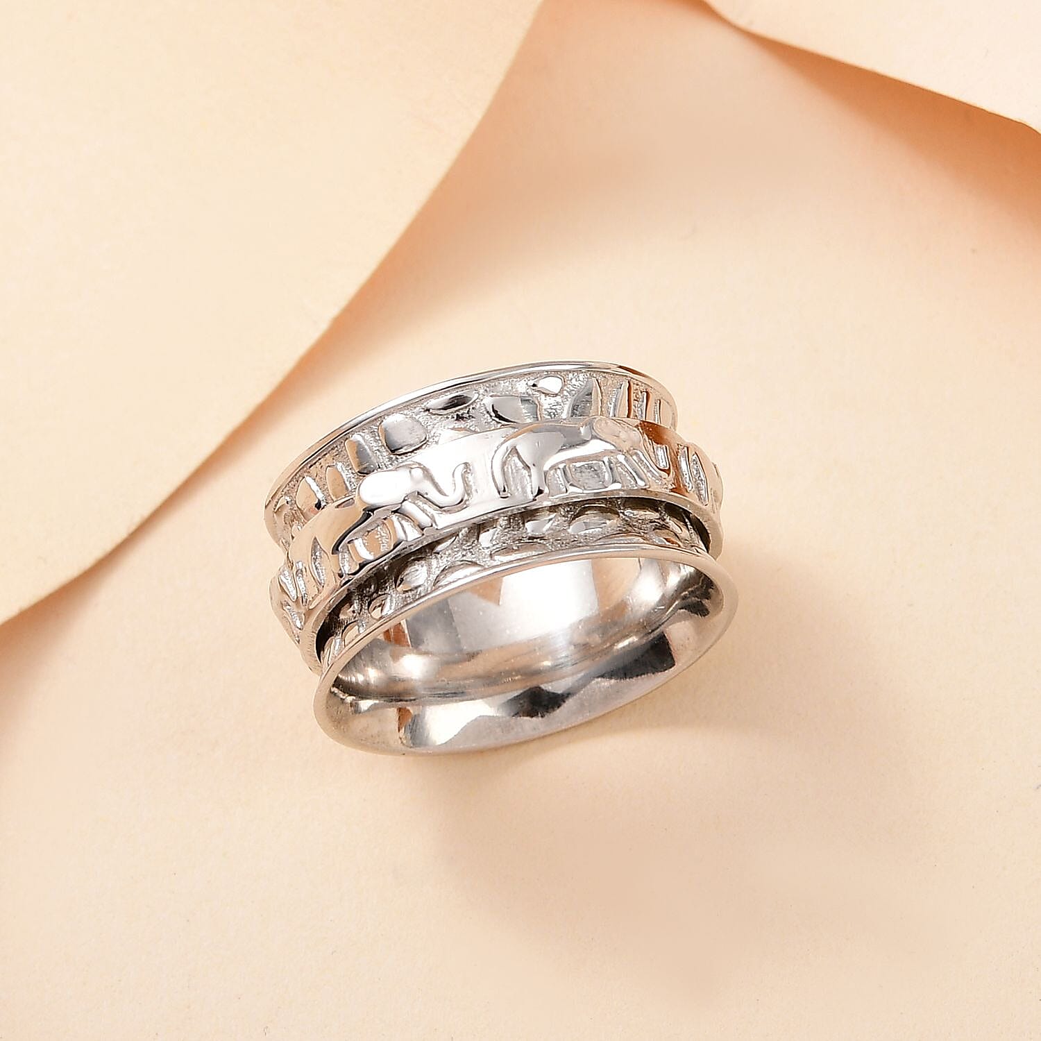 D'Joy Elephant Spinner Ring in Sterling Silver (S4ize 7.0) 5 Grams (Size 7)