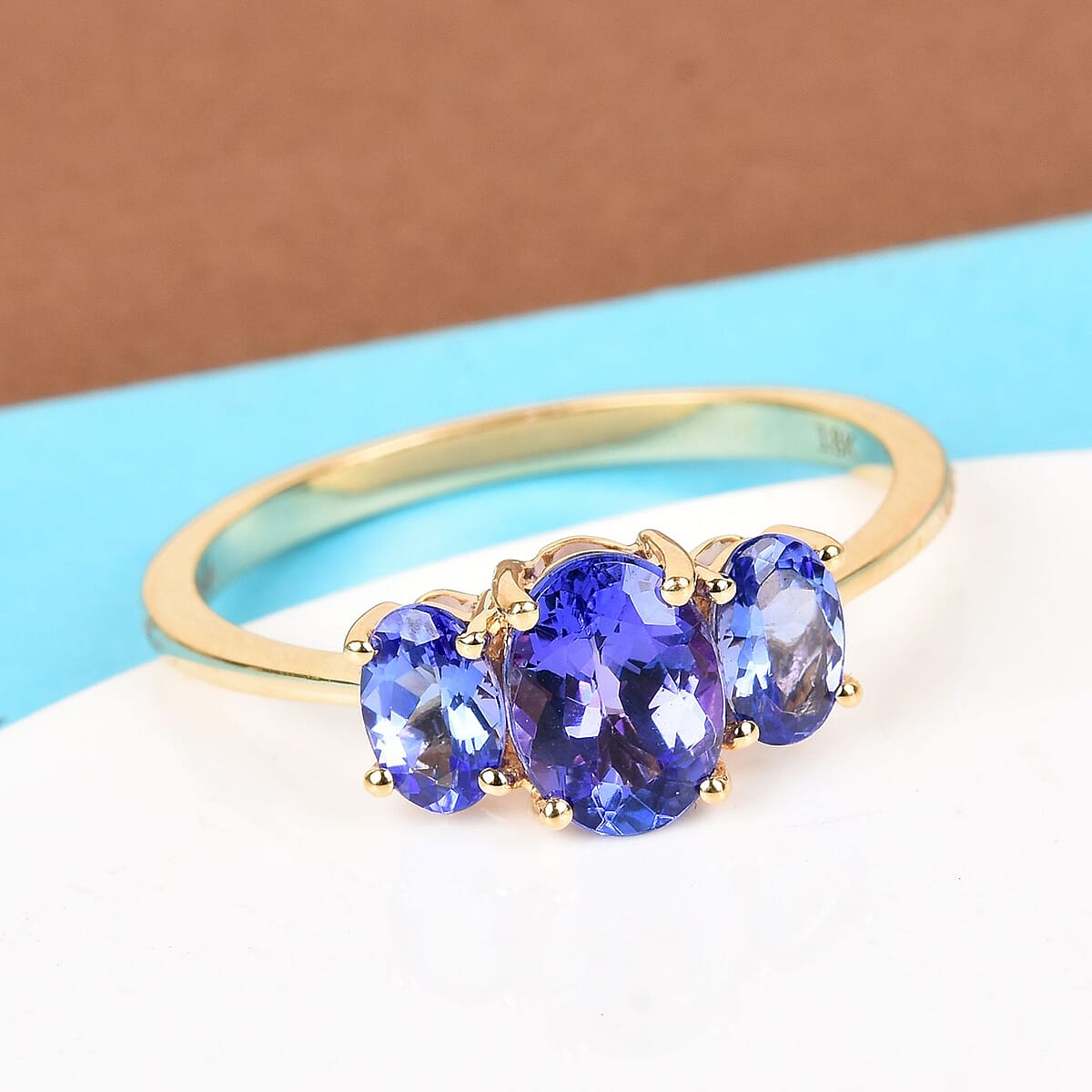 ILIANA 2.30 ctw AAA Tanzanite Trilogy Ring in 18K Yellow Gold with Appraised Certificate 3 Grams image number 1