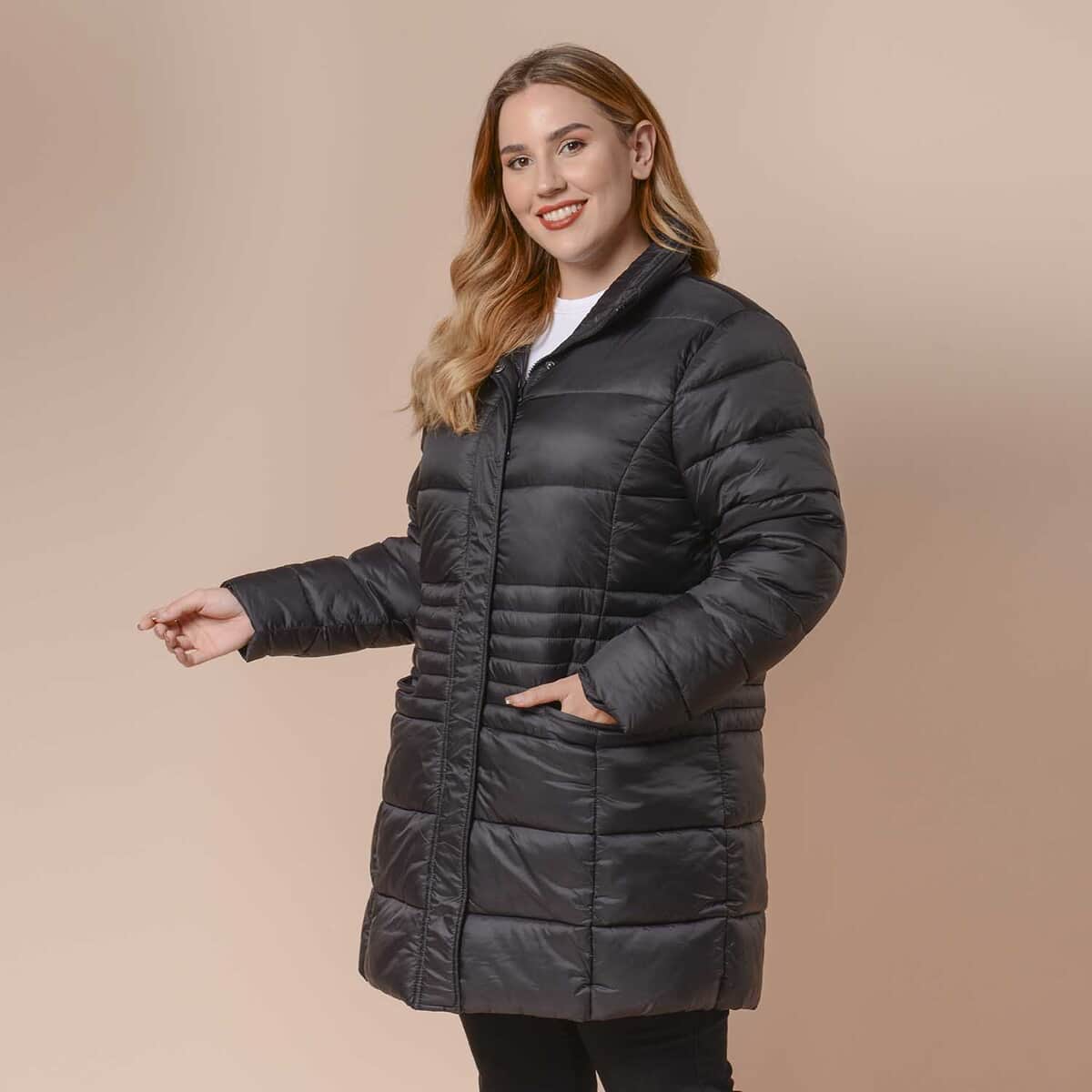 Passage Black Long Sleeve Women Coat with 2 Zipper Pocket (L, Shell: 100% Nylon and Lining: 100% Polyester) image number 1