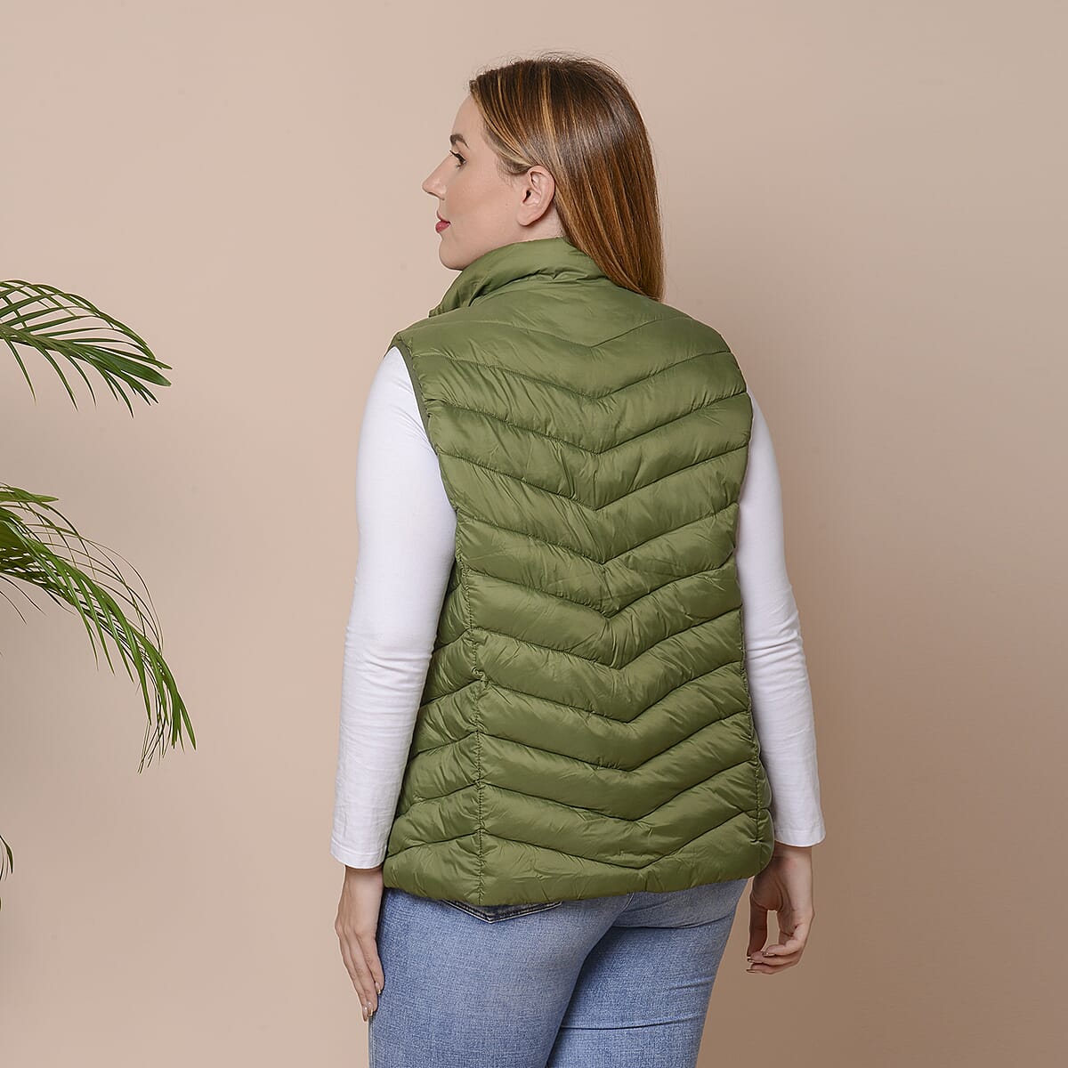 PASSAGE Olive Green Women's Zip Front Puffer Vest with Pockets (XL, 100% Polyester) image number 1