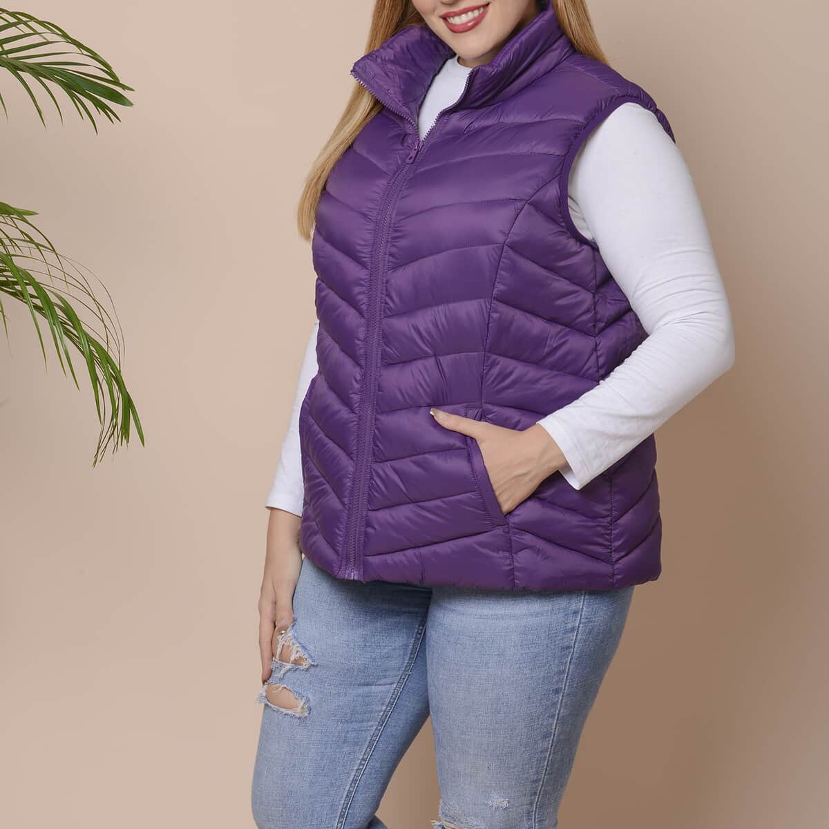 Passage Purple Women's Zip Front Puffer Vest with Pockets(S, 100% Polyester) image number 2