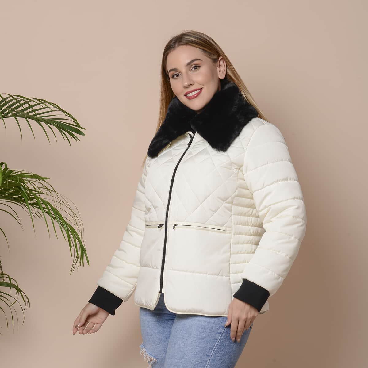 PASSAGE White with Black Faux Fur Collar Puffer Coat (S, 100% Polyester) image number 2