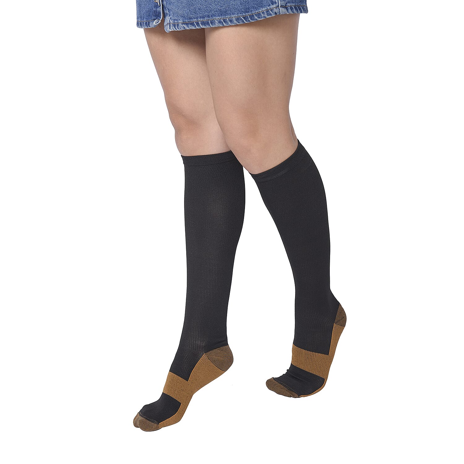 Set of 4 Pairs Black 5% Copper Nylon and 95% Spandex Copper Fit Socks (S/M)