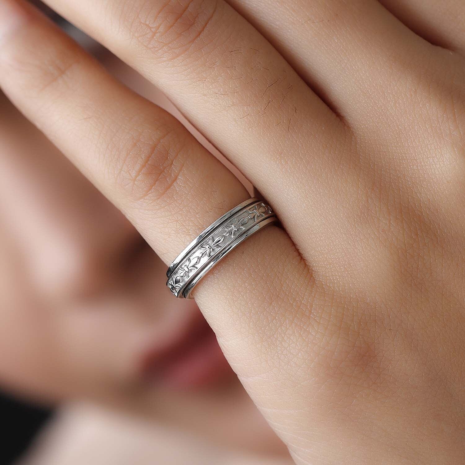 D'Joy Spinner Ring in Sterling Silver (Size 5.0) 4 Grams