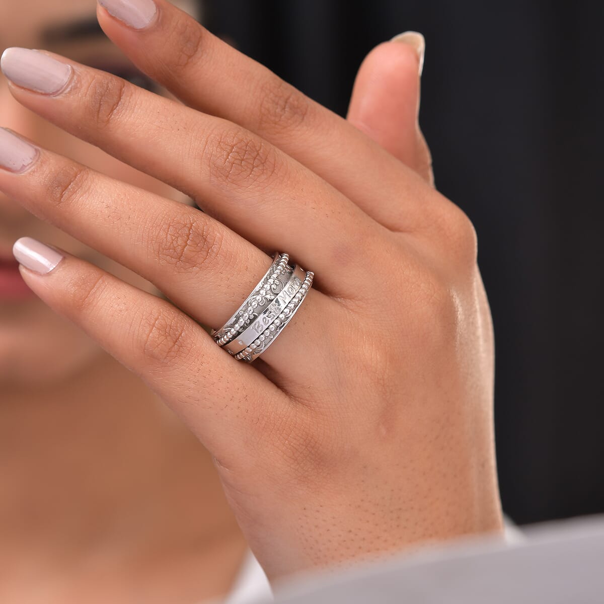 Sterling Silver Best Mom Spinner Ring, Anxiety Ring for Women, Fidget Rings for Anxiety for Women, Stress Relieving Anxiety Ring, Promise Rings (Size 5.0) (7.75 g) image number 2