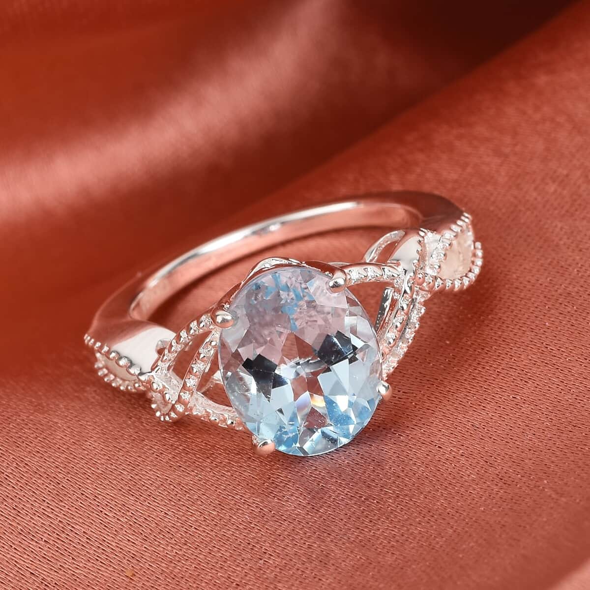 Sky Blue Topaz 3.00 ctw Loose Braid Solitaire Ring in Sterling Silver (Size 11.0) image number 1