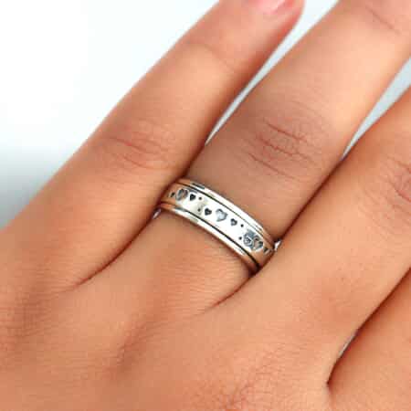 Sterling Silver Heart Spinner Ring, Anxiety Ring for Women, Fidget Rings for Anxiety for Women, Stress Relieving Anxiety Ring, Promise Rings (Size 6.0) (4.25 g) image number 4