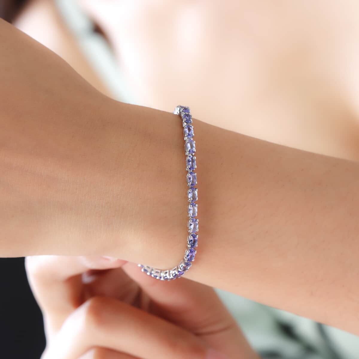 Tanzanite Tennis Bracelet in Platinum Over Sterling Silver (7.25 In) 7.35 ctw image number 2