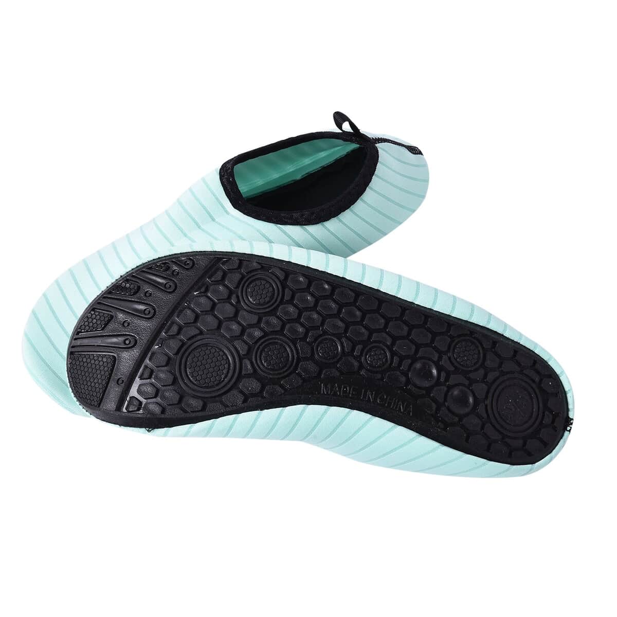 Green Mint Women's and Men's Water Shoes Barefoot Quick-Dry Aqua Socks (Size 7.5-8.5) image number 2