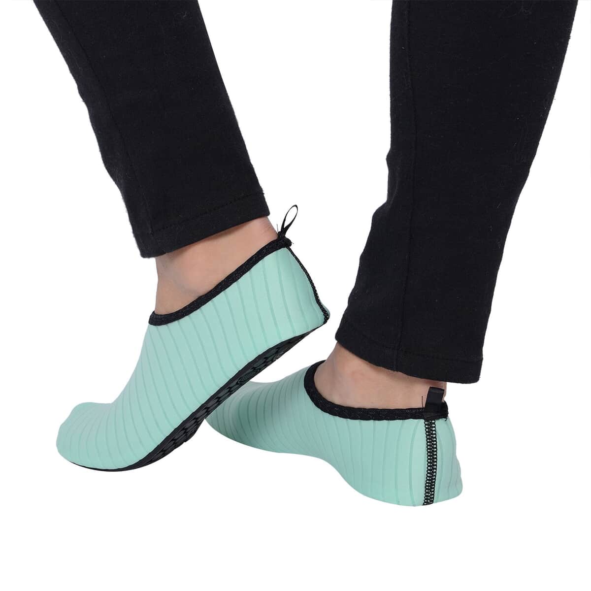 Green Mint Women's and Men's Water Shoes Barefoot Quick-Dry Aqua Socks image number 1