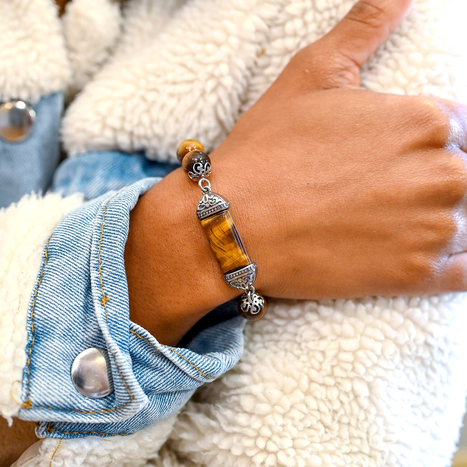 Yellow Tiger's Eye 117.20 ctw Bracelet in Stainless Steel (6.75 In)