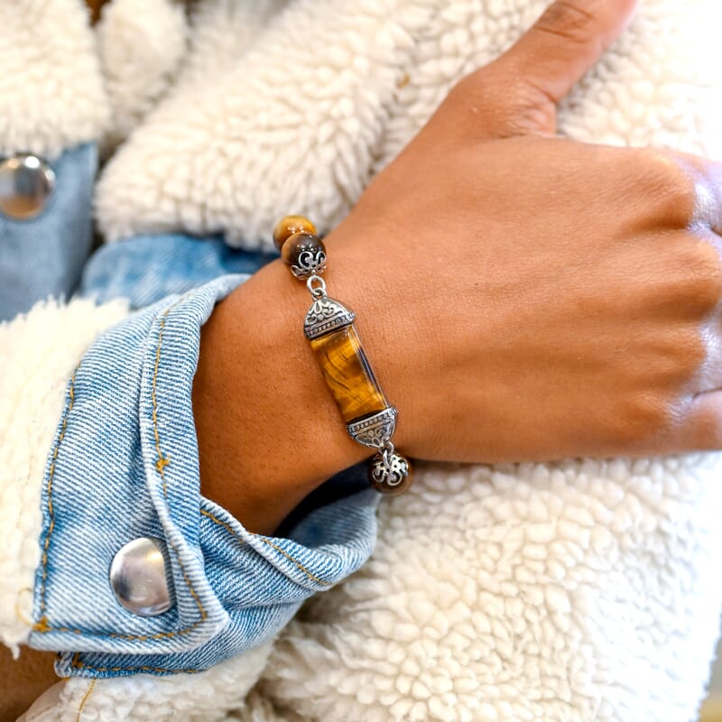 Yellow Tiger's Eye 117.20 ctw Bracelet in Stainless Steel (6.75 In)