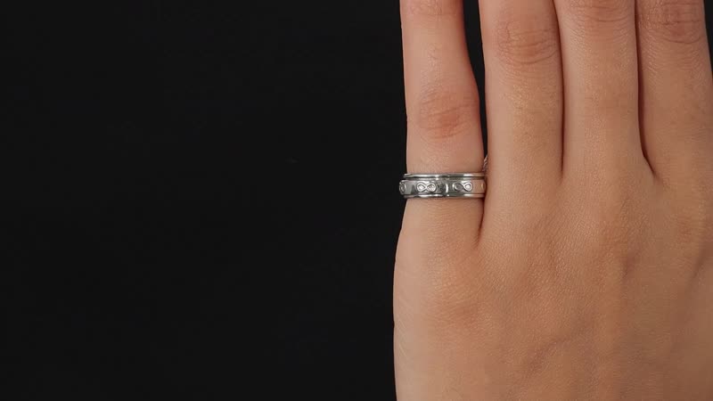 Turtle Band Ring in Sterling Silver 5 Grams