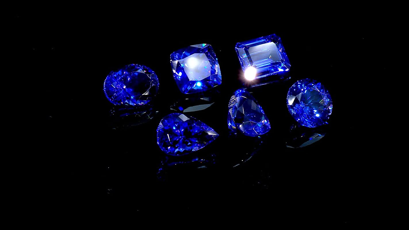 AAAA VIVID Tanzanite (Hrt Free Size) 7.00 ctw