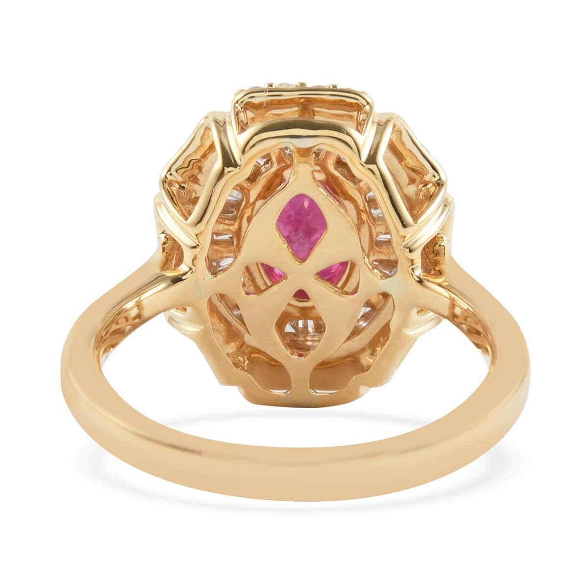 Iliana 18K Yellow Gold AAA Royal Ruby and G-H SI Diamond Cocktail Ring (Size 6.0) 7.40 Grams 1.75 ctw image number 3