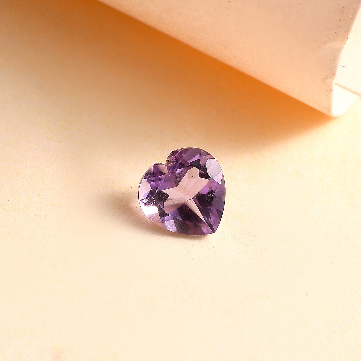 AA Rose De France Amethyst (Hrt 8 mm) 1.37 ctw Loose Gemstone