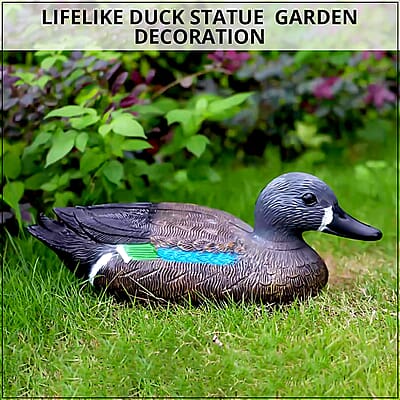 Lifelike Duck Statue Garden Decoration