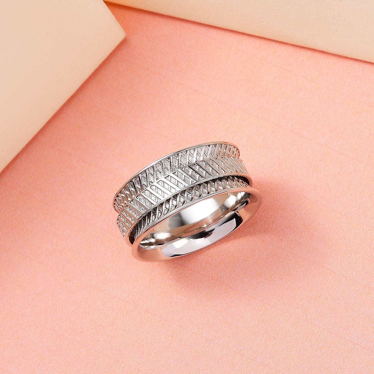 D'Joy Fancy Ring in Sterling Silver (Size 6.0) 4 Grams