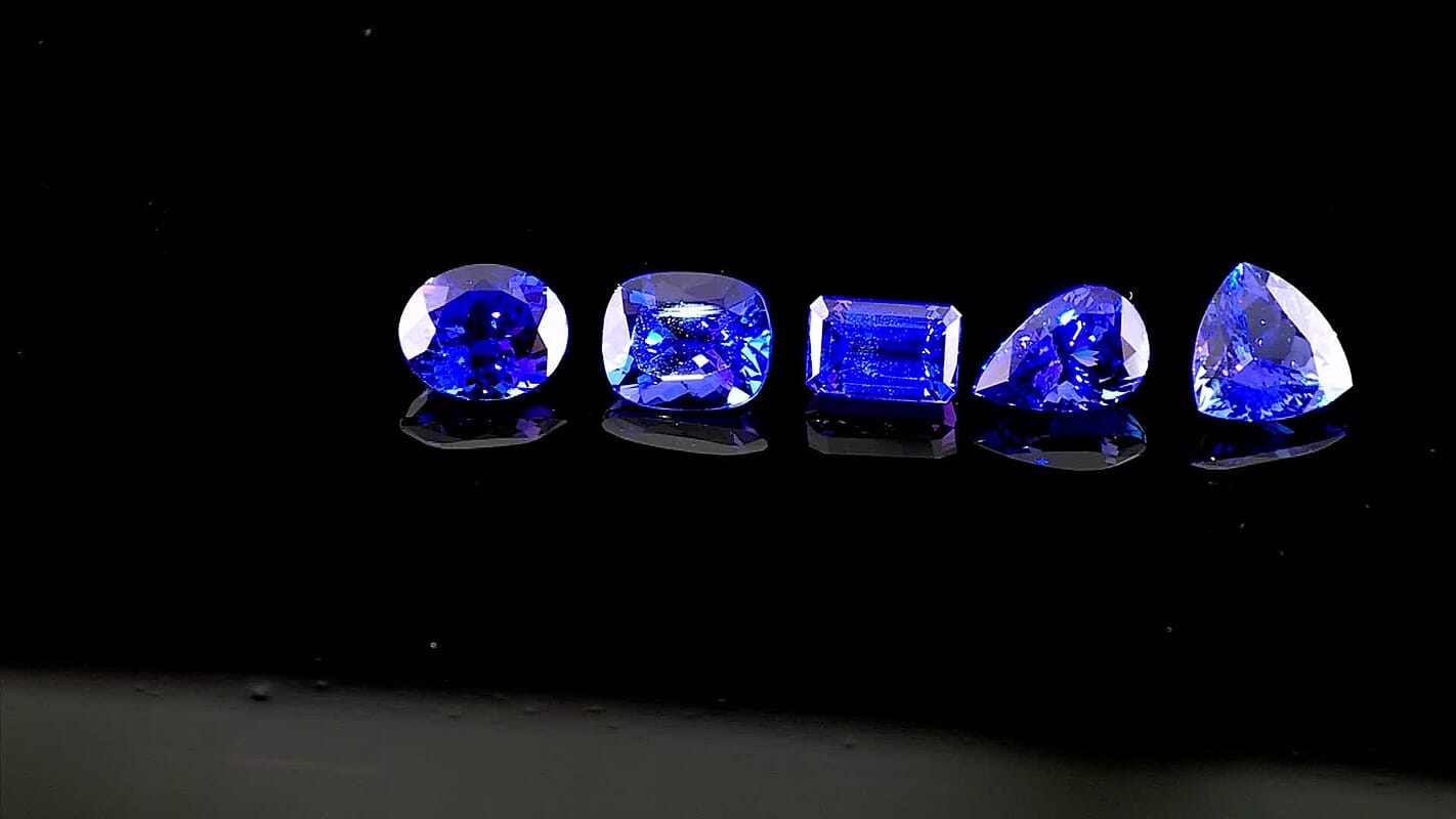 Certified AAAA VIVID Tanzanite (Pear Free Size) 7.00 ctw
