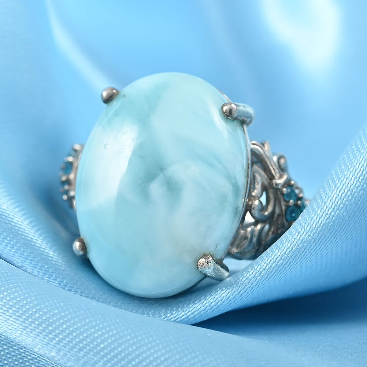 Larimar and Malgache Neon Apatite Ring in Platinum Over Sterling Silver (Size 9.0) 12.00 ctw image number 1