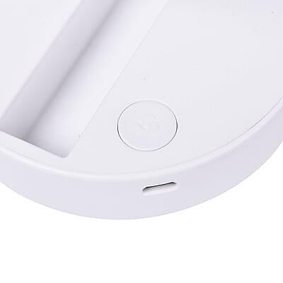 White Foldable Mini Fan (4xAAA Not Included)
