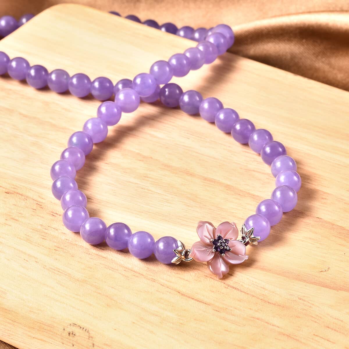 Jardin Collection Mother of Pearl, Purple Jade (D) and Amethyst Carved Flower Charm Beaded Necklace 20 Inch in Sterling Silver 273.50 ctw image number 1