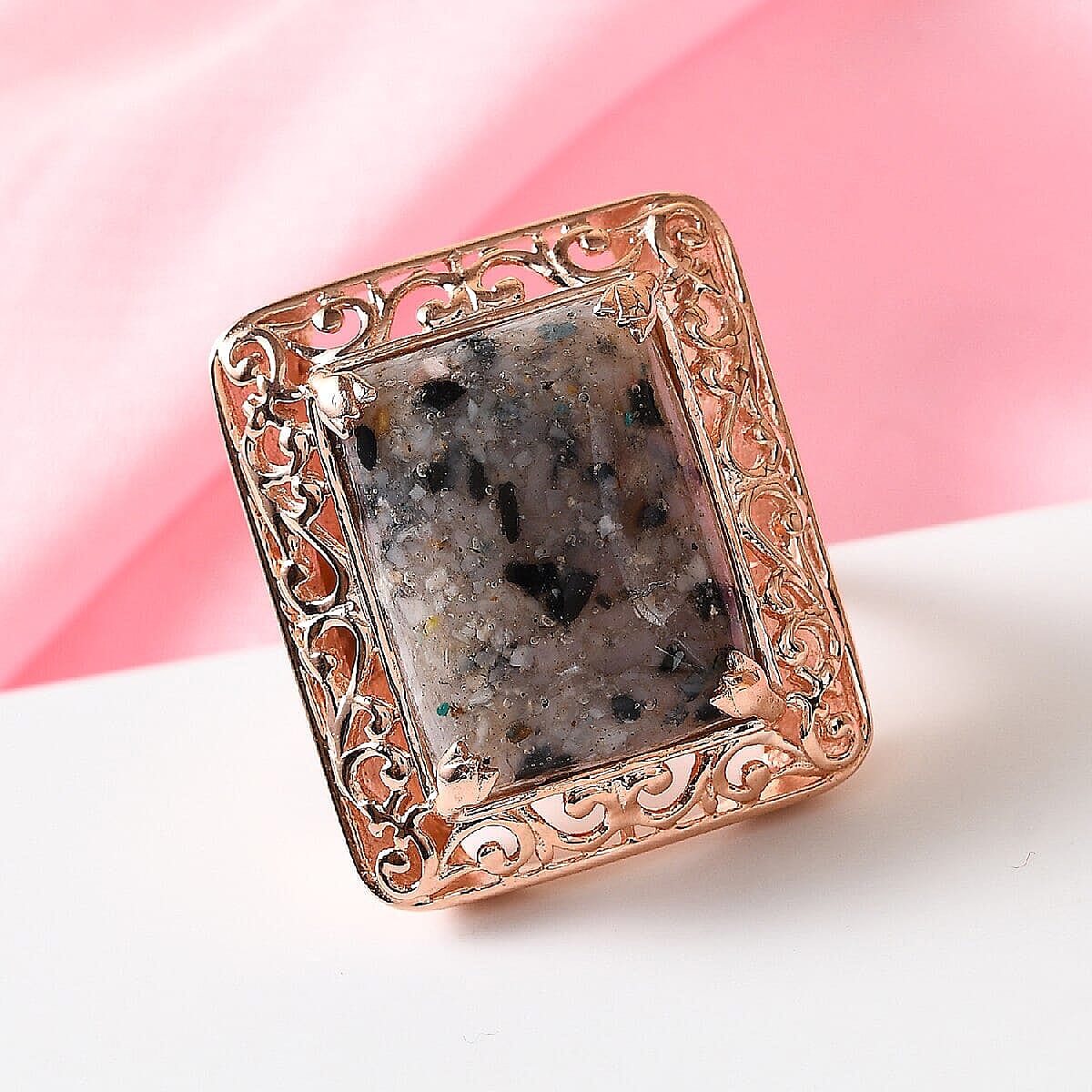9.80 ctw Constituted Peruvian Pink Opal & Thai Black Spinel Solitaire Ring in 14K RG Over Copper (Size 9.0) image number 1