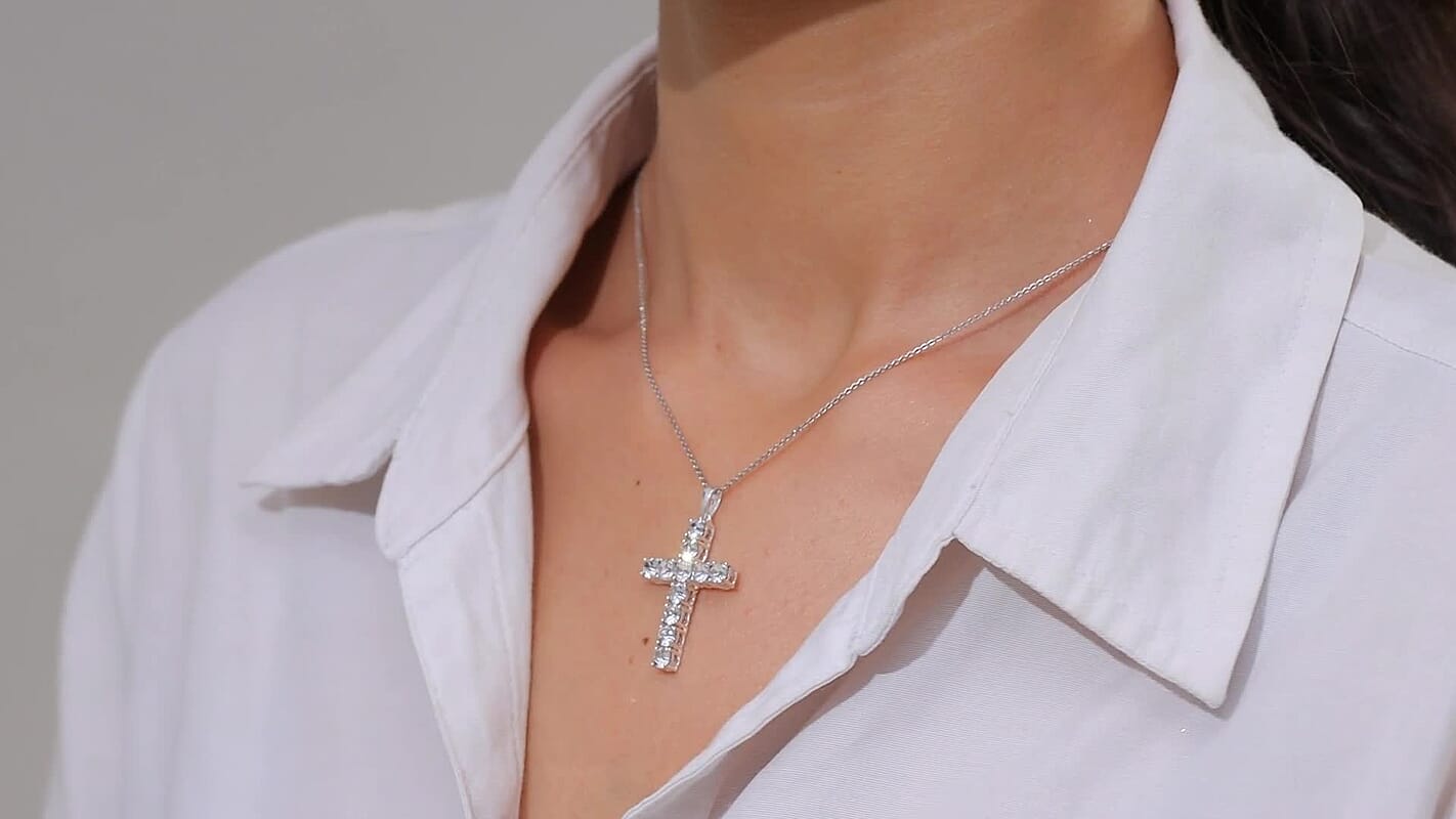 J Francis Embellished with Crystal by Swarovski Cross Pendant without Chain in Sterling Silver