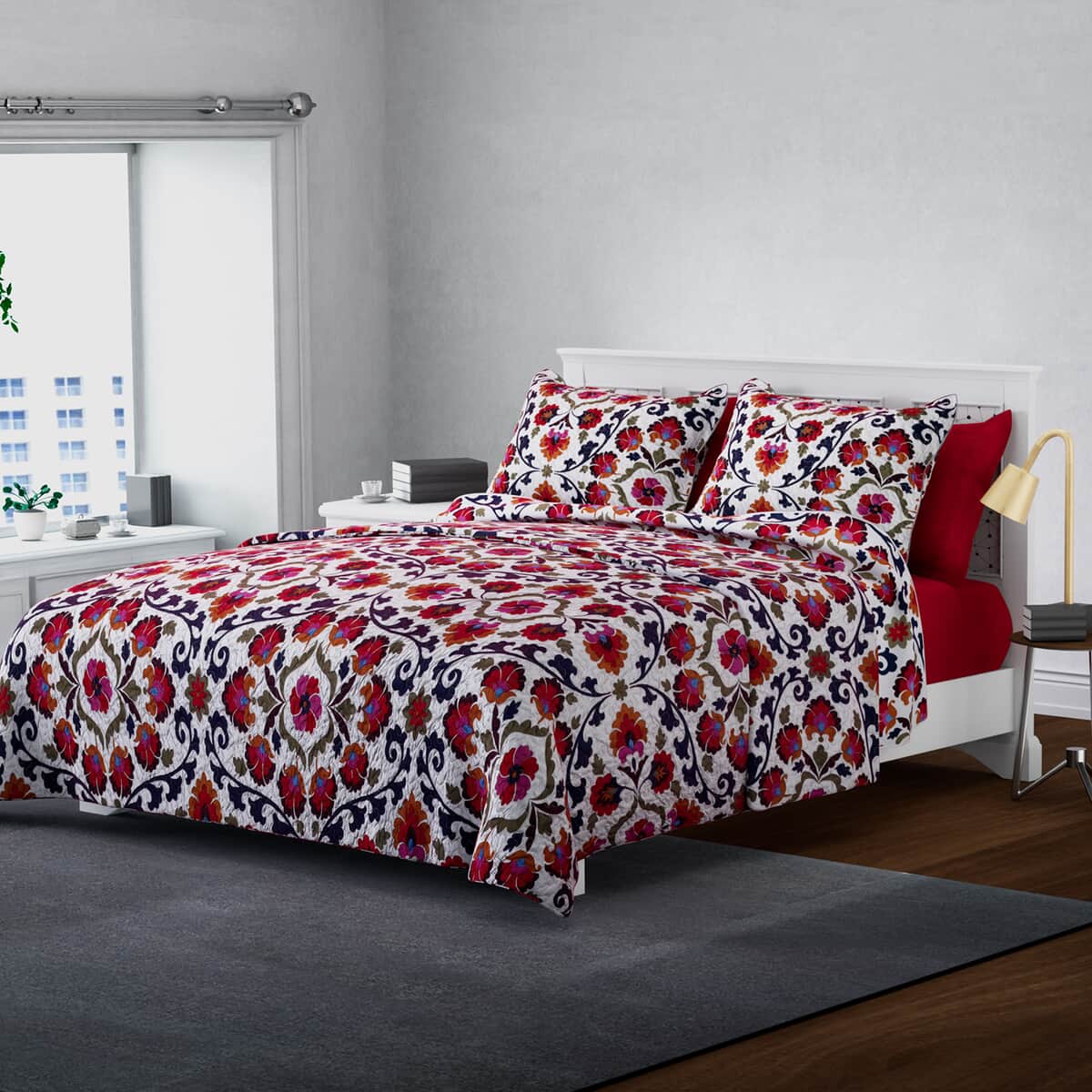 Homesmart Red Floral Print 7pc Quilt and Sheet Set - Queen (100% Microfiber) image number 0