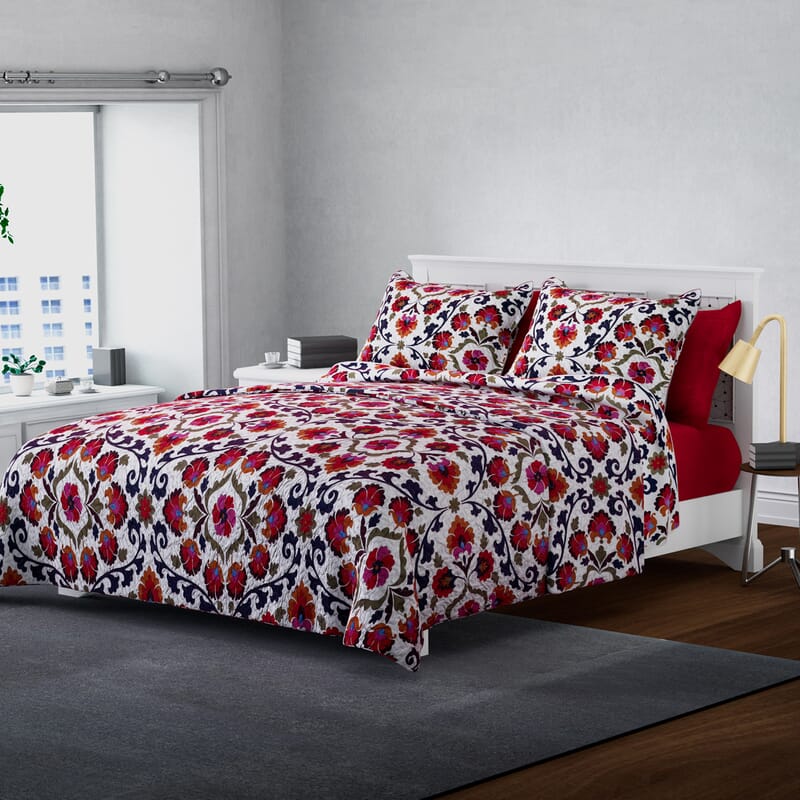 Homesmart Red Floral Print 7pc Quilt and Sheet Set - King (100% Microfiber)
