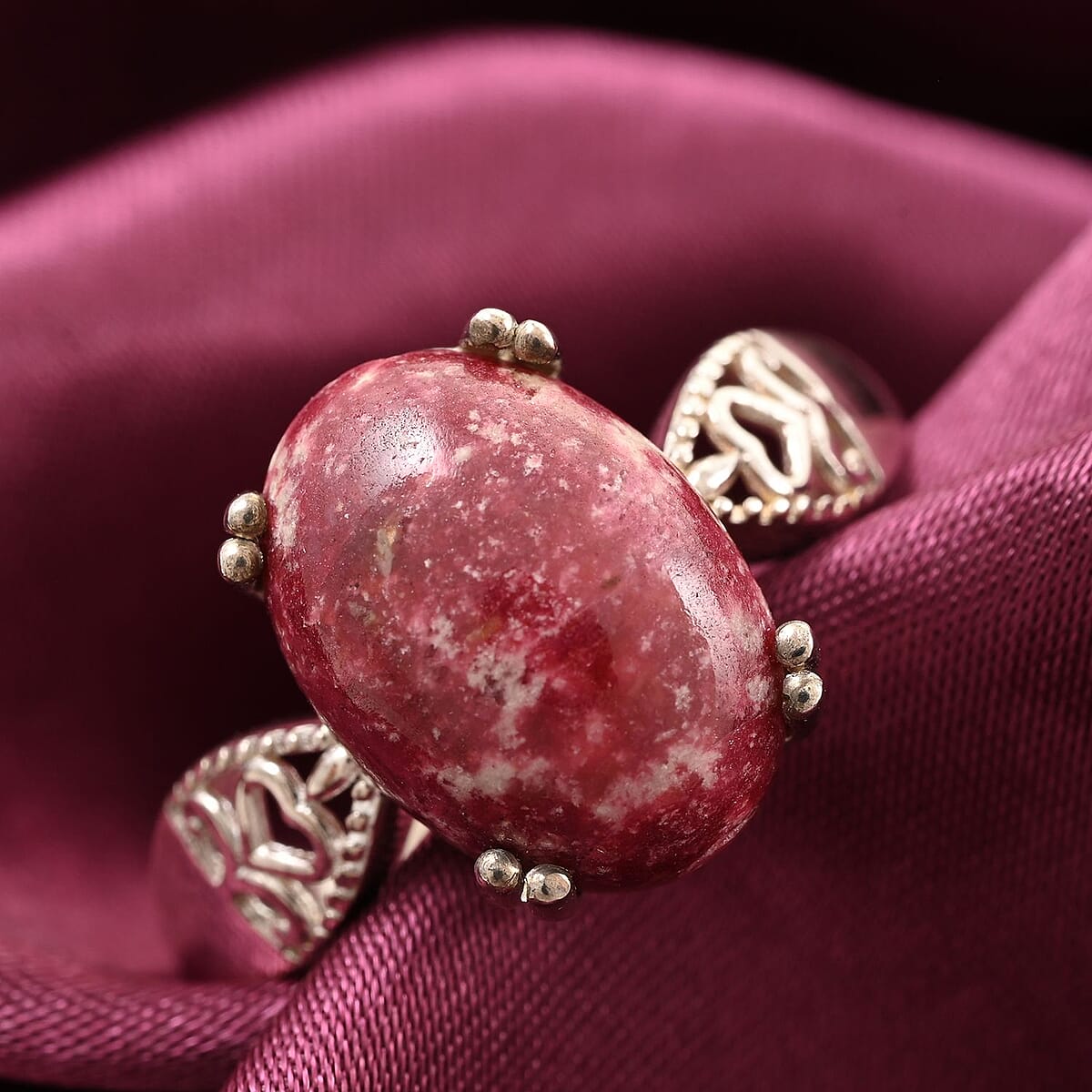 Norwegian Thulite Ring in Platinum Over Sterling Silver (Size 10.0) 6.40 ctw image number 1