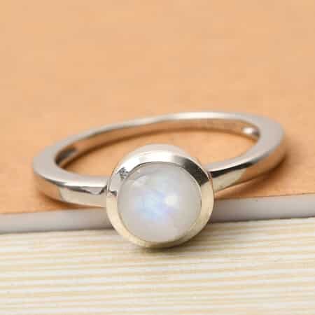 Kuisa Rainbow Moonstone Ring in Platinum Over Sterling Silver (Size 10.0) 1.00 ctw image number 1