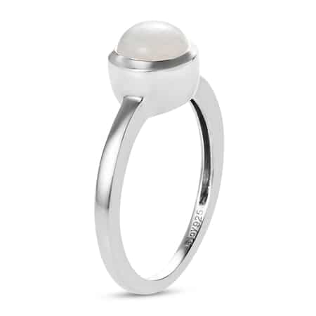 Kuisa Rainbow Moonstone Ring in Platinum Over Sterling Silver (Size 10.0) 1.00 ctw image number 4