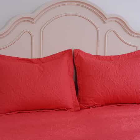 HOMESMART Red Pinsonic Solid Quilt and 2pcs Shams - Queen Size image number 2