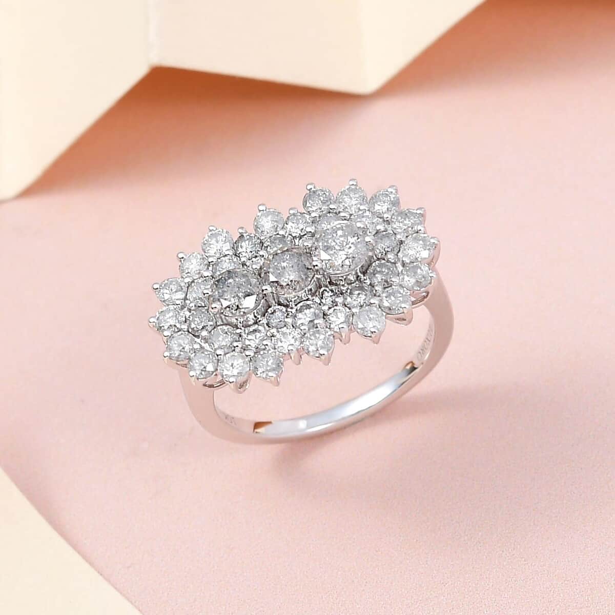 Luxoro Diamond 2.00 ctw Ring , 10K White Gold Ring , Diamond Cluster Ring , Cluster Ring For Women (Size 6.00) image number 1