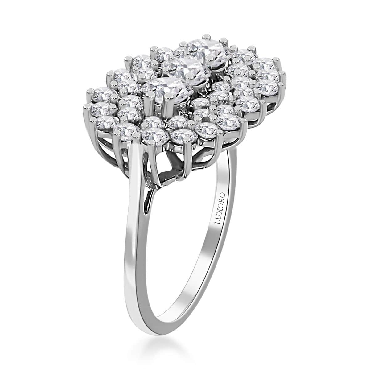 10K White Gold Ring, Diamond 2.00 ctw Cluster Ring, Cluster Ring For Women (Size 8.0) image number 3