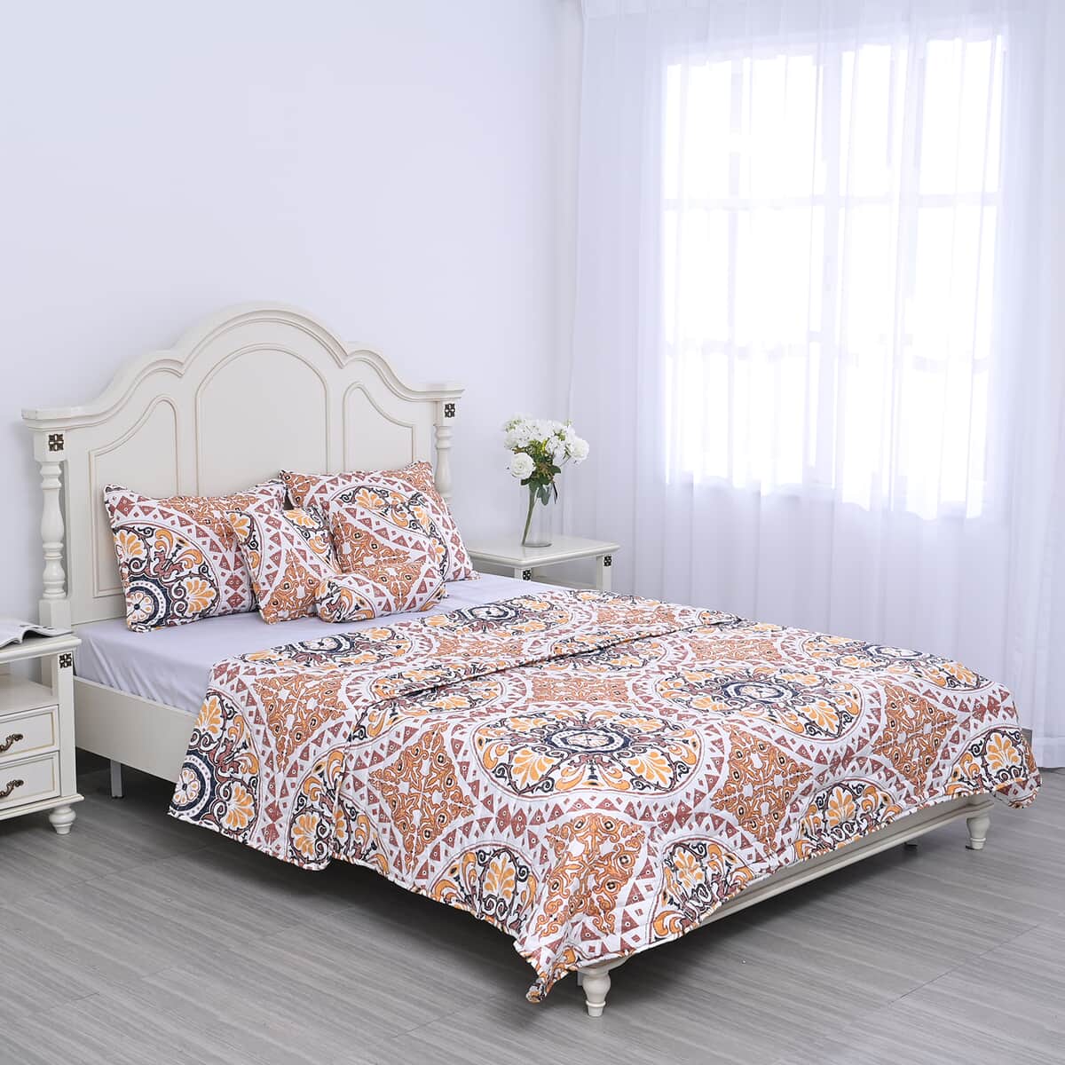 Homesmart Yellow and Brick Flower Printed 6pcs Quilt Set - King (100% Microfiber) image number 0