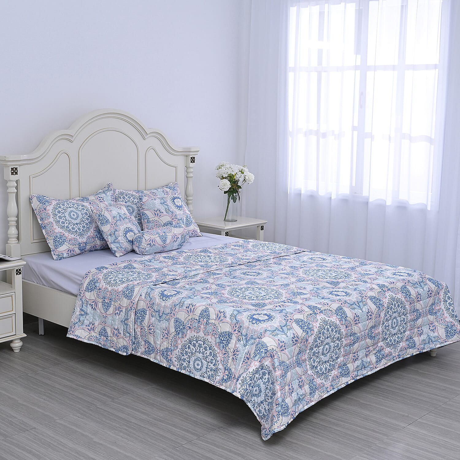 Homesmart Light Blue and Pink Flower Printed 6pcs Quilt Set - King (100% Microfiber)