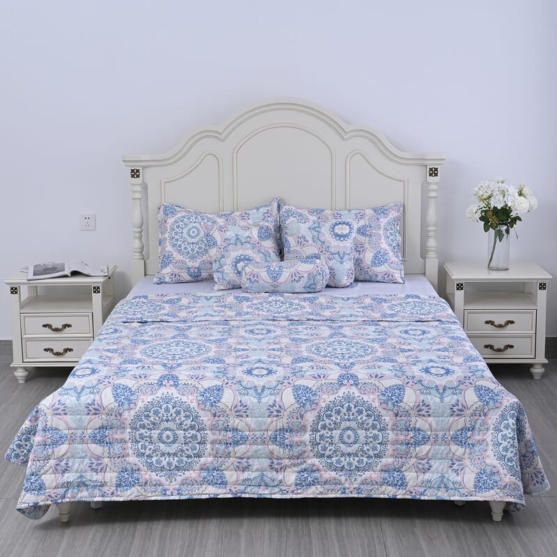 Homesmart Light Blue and Pink Flower Printed 6pcs Quilt Set - King (100% Microfiber)