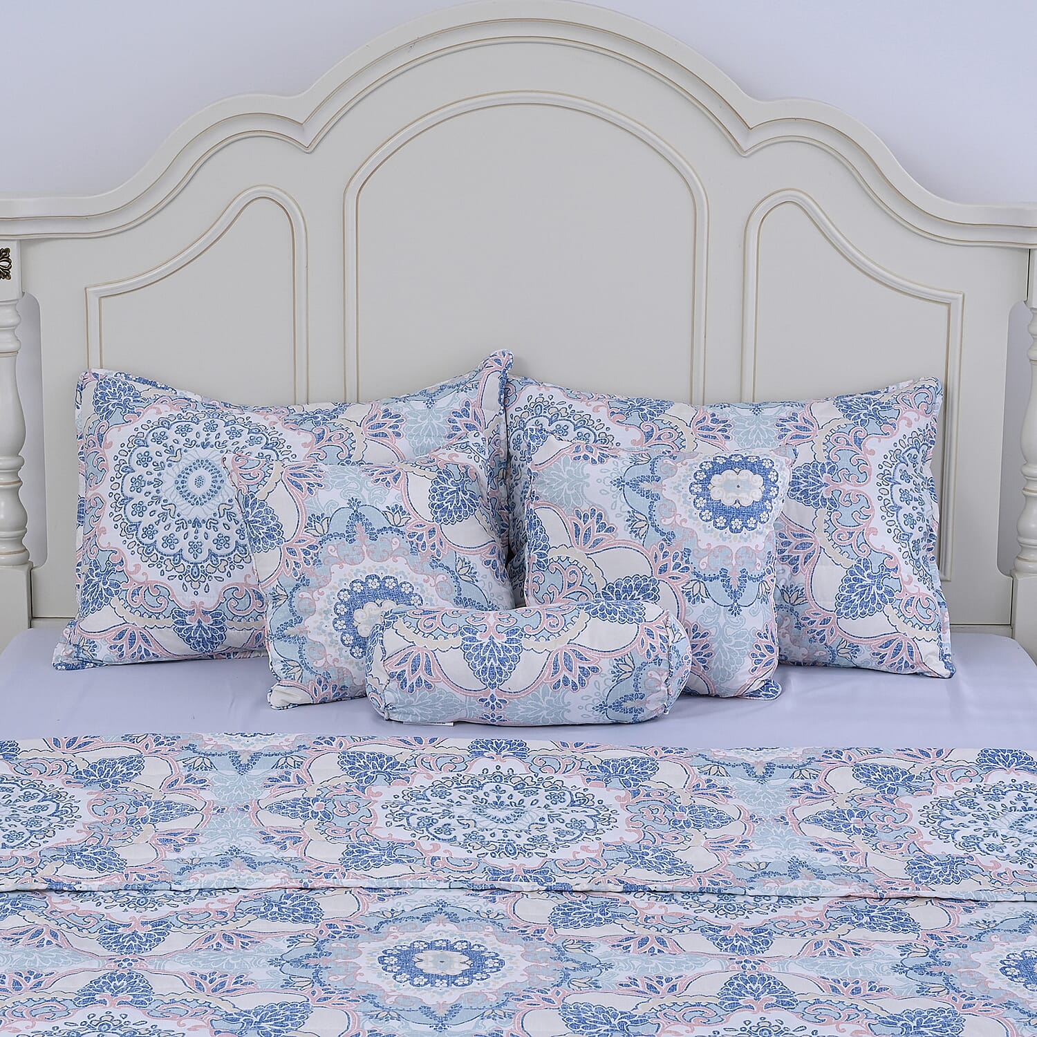 Homesmart Light Blue and Pink Flower Printed 6pcs Quilt Set - King (100% Microfiber)