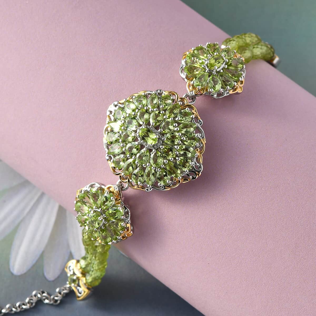 Arizona Peridot and Peridot Beaded Cocktail Bracelet in Vermeil YG and Platinum Over Sterling Silver (7.25 In) 15.50 ctw image number 1