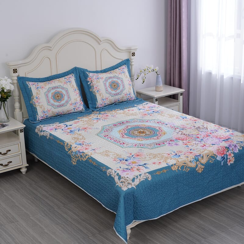 Homesmart Teal Garden Digital Print 100% Microfiber Quilted Bedspread and 2 Pillow Shams - Queen