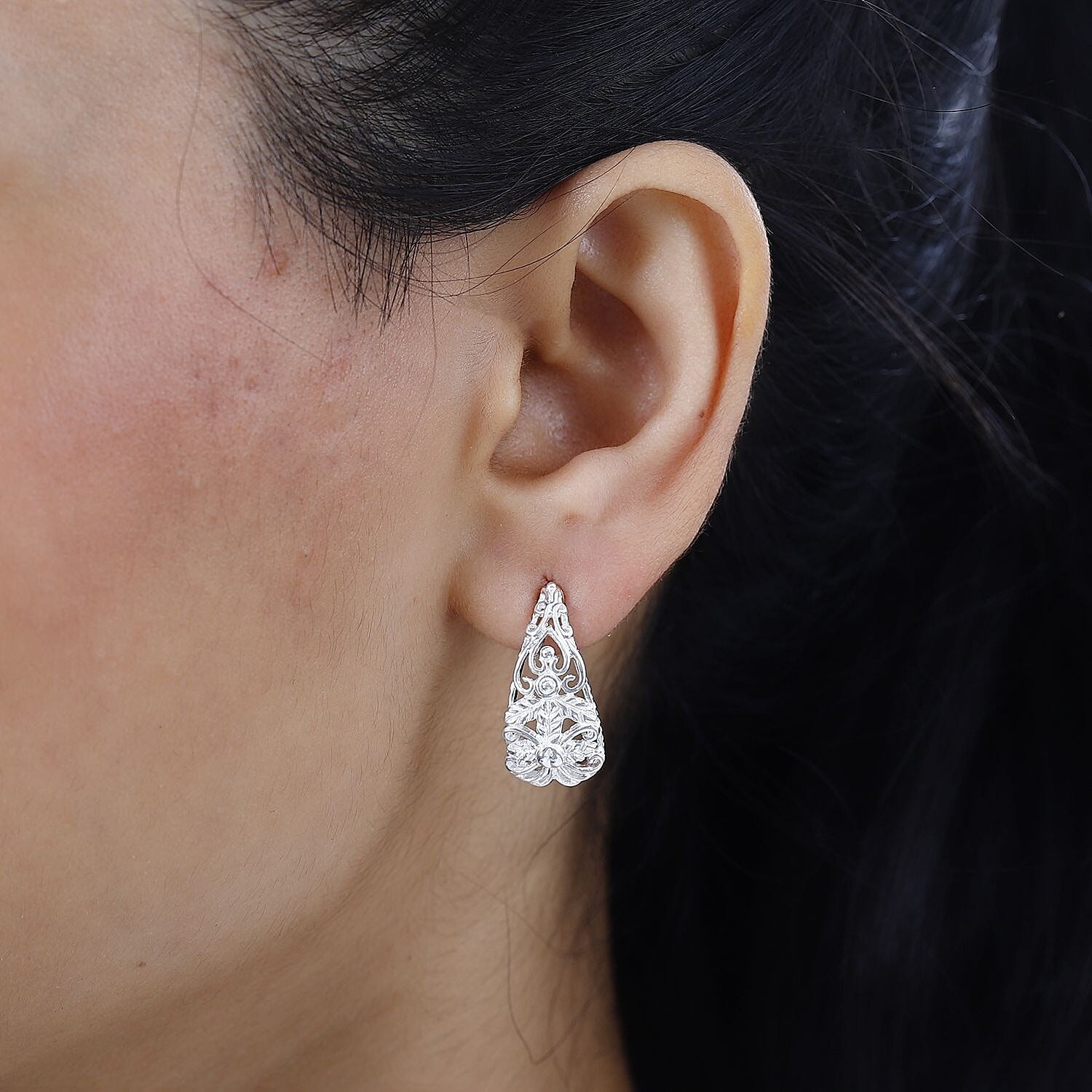 D'Joy Bee Earrings in Sterling Silver 3.50 Grams