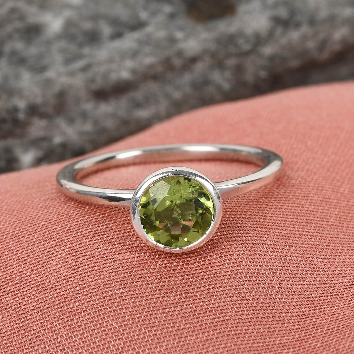 Peridot Solitaire Ring in Platinum Over Sterling Silver (Size 10.0) 0.90 ctw image number 1